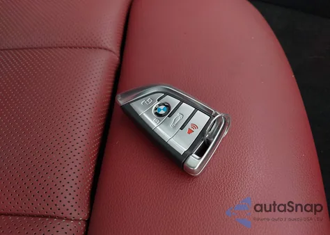 2023 BMW 3 Series 330E z USA, uszkodzony, nr VIN 3MW39FF09P8C97635